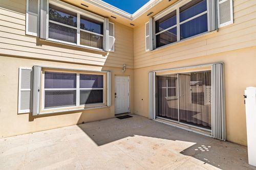 29a-8129 Sedgewick Ct, Lake Clarke Shores, FL, 33406-8472 | Card Image