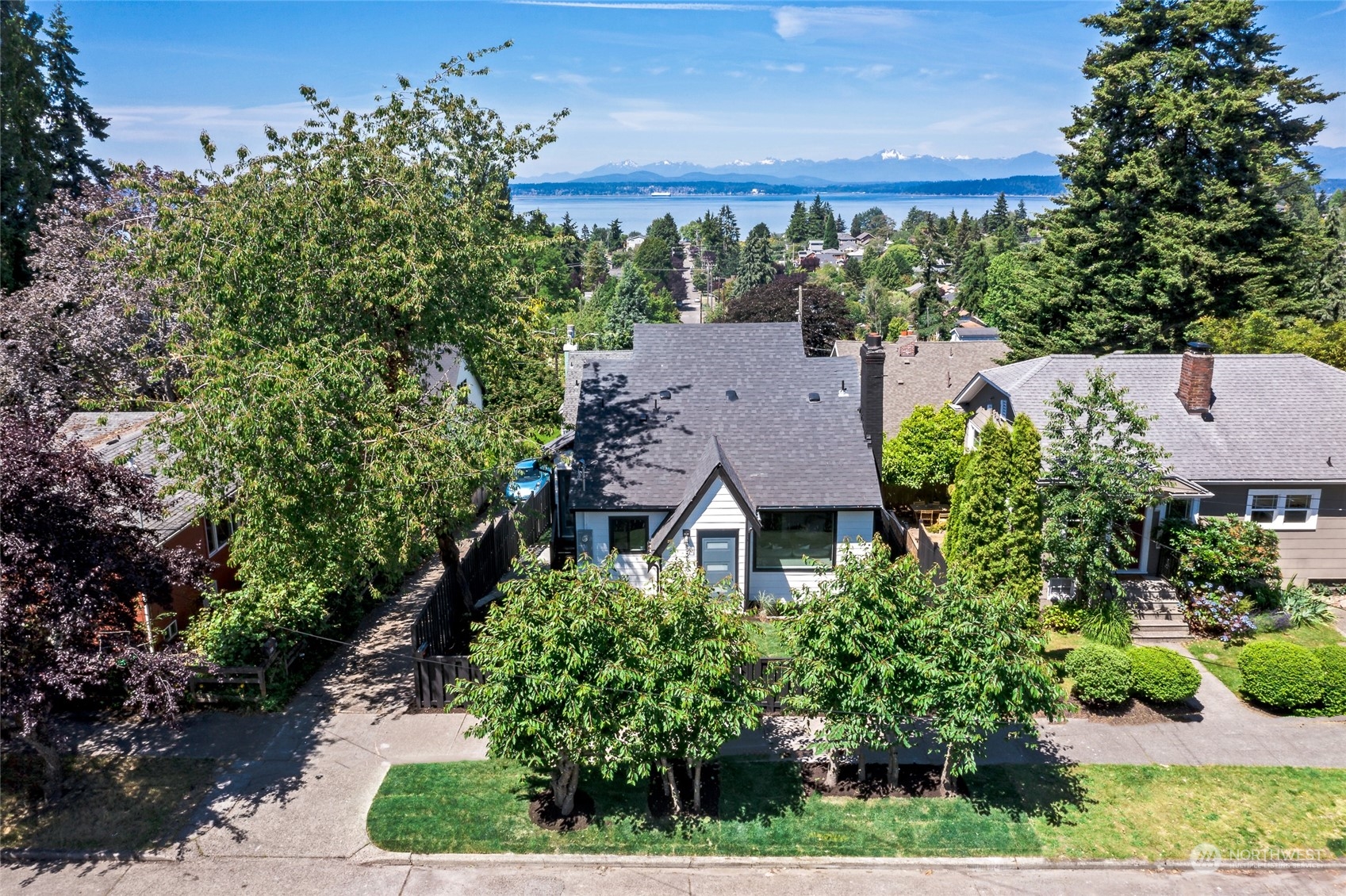 45th Ave, Seattle, WA 98136
