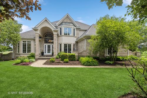 2 E Prairie Ct, Hawthorn Woods, IL, 60047-8112 | Card Image