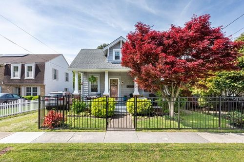 221 Maple Avenue, Norfolk, VA, 23503 | Card Image