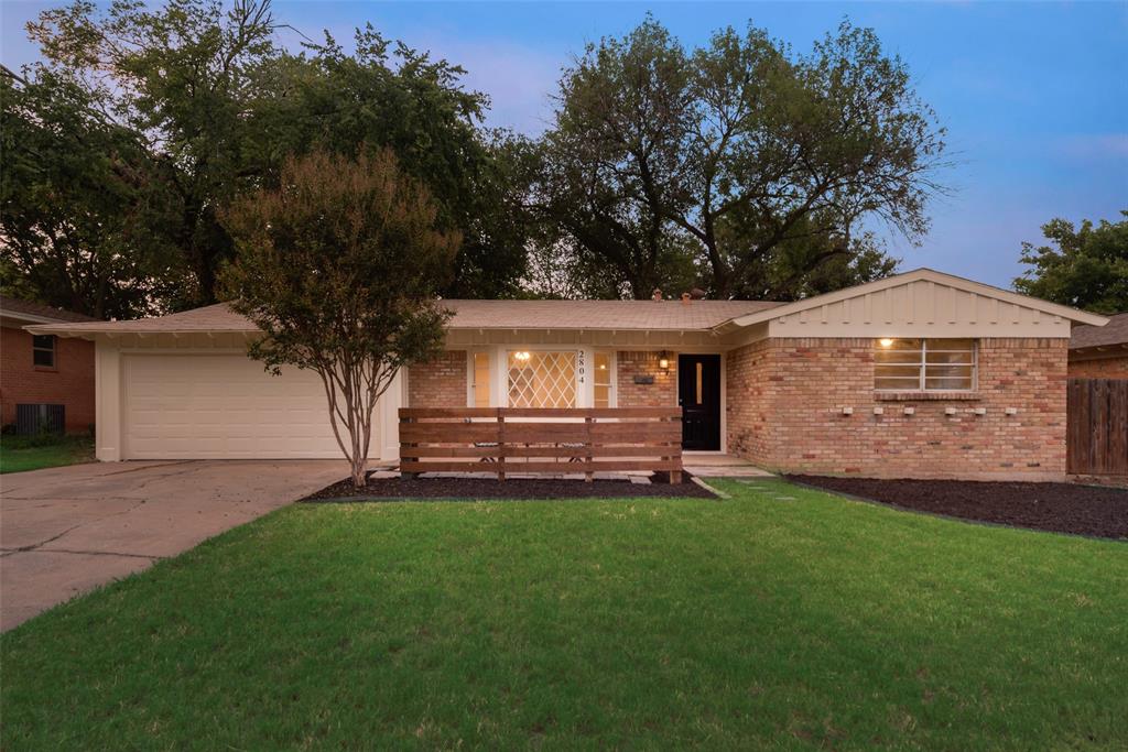 Covert Ave, Fort Worth, TX 76133