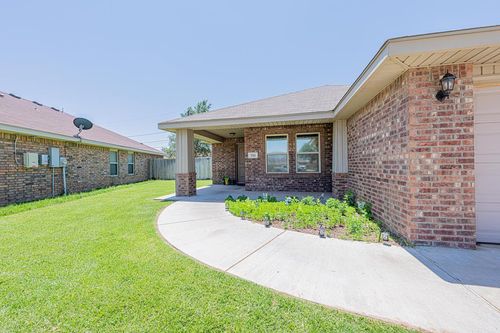 753 Shepherd Cir, Andrews, TX, 79714-8141 | Card Image