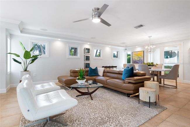 606 Owl Way, House other with 3 bedrooms, 3 bathrooms and null parking in SARASOTA FL | Image 7