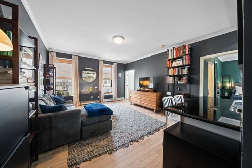 6a-220 W 111th St, New York, NY, 10026-4163 | Card Image