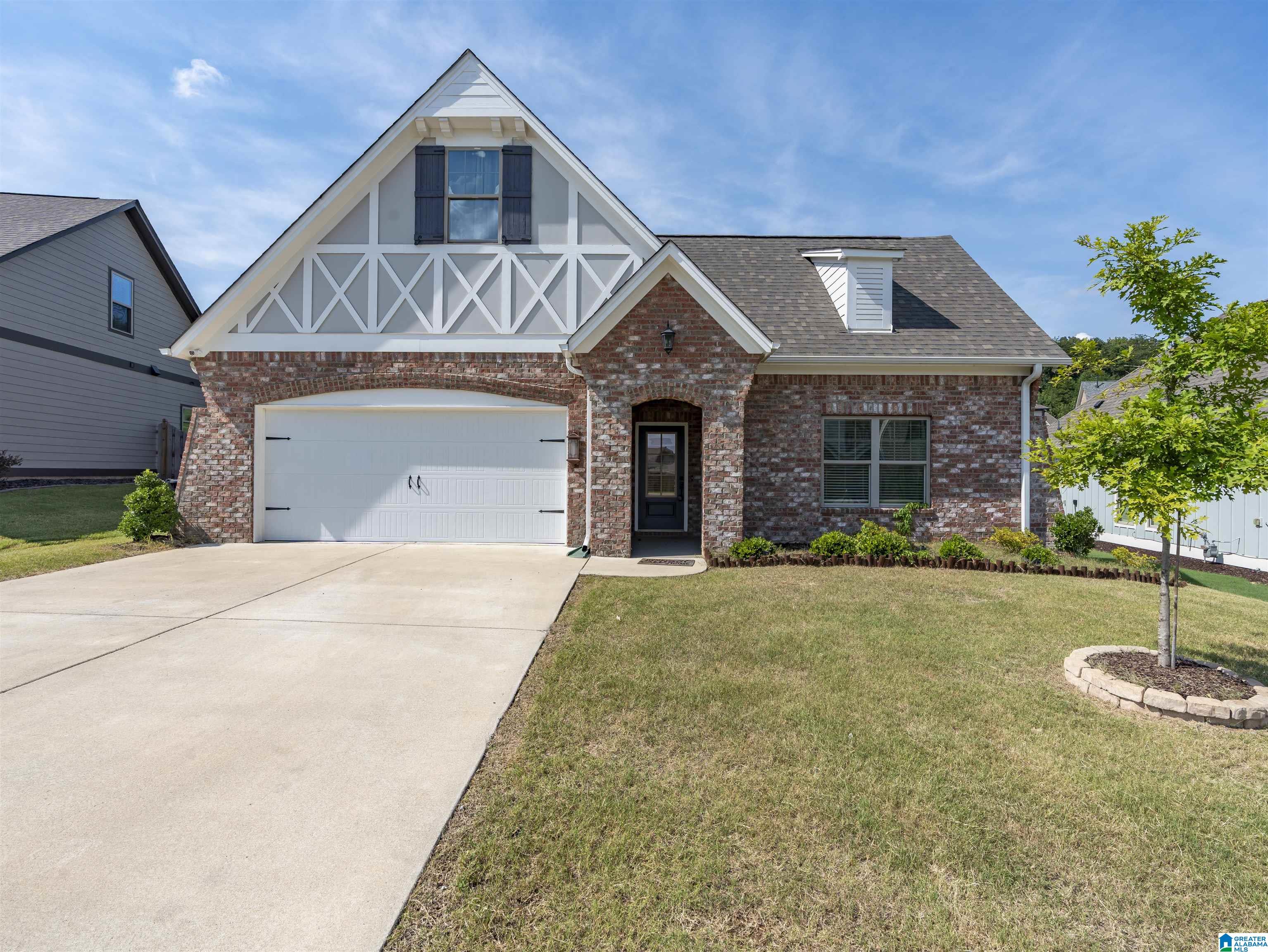 Residential in TRUSSVILLE 5