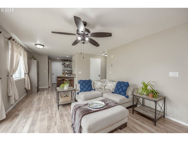 307 E Wilson St, House other with 3 bedrooms, 3 bathrooms and 3 parking in Yacolt WA | Image 13