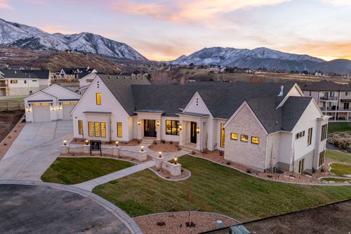 581 W Lucilles Cv, Woodland Hills, UT, 84653-5909 | Card Image