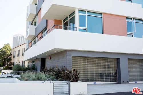 302-938 S Orange Grove Ave, Los Angeles, CA, 90036 | Card Image