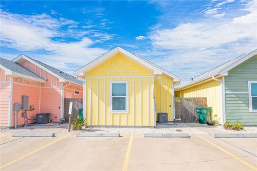 14209 Anegada Dr, Corpus Christi, TX, 78418-6116 | Card Image