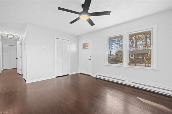313 Delk St, House other with 3 bedrooms, 2 bathrooms and null parking in Franklin VA | Image 4