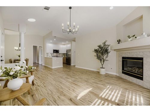 204-4045 S Crystal Cir, Aurora, CO, 80014-7140 | Card Image