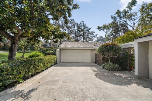 30-1 Misty Mdw, Irvine, CA, 92612-3206 | Card Image