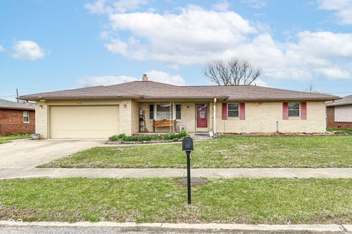 7808 Crossgate Ln, Southport, IN, 46227-5882 | Card Image