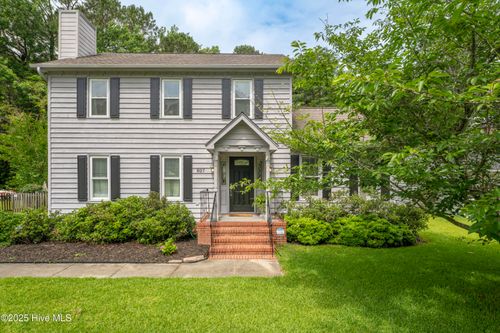 807 Cheryl Ln, Wilmington, NC, 28405-1272 | Card Image