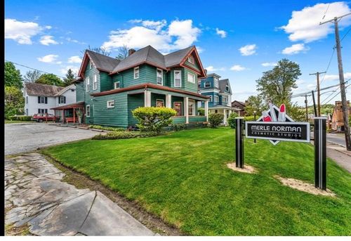 334 E State St, Sharon, PA, 16146-1888 | Card Image