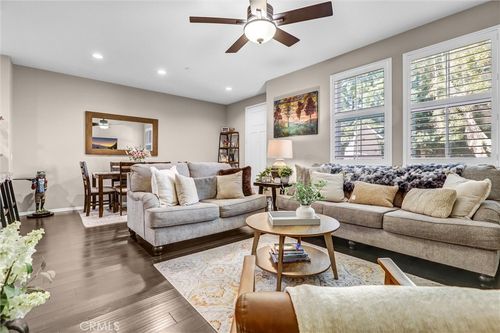 unit-2-2245 Rolling River Ln, Simi Valley, CA, 93063-2967 | Card Image