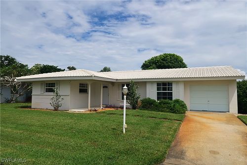 59-59 Hilo Ct, NAPLES, FL, 34112-6944 | Card Image