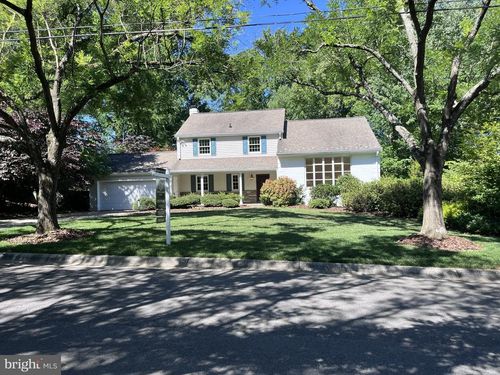 8516 Thornden Ter, BETHESDA, MD, 20817-6810 | Card Image