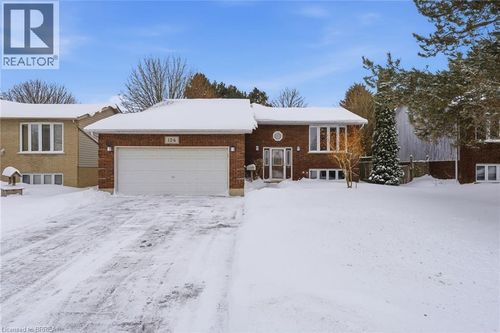 126 Aspen St, Paris, ON, N3L4A7 | Card Image