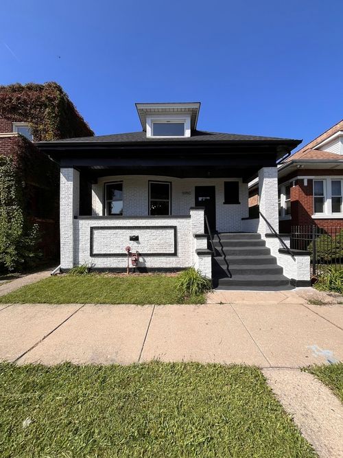 5950 S Artesian Ave, CHICAGO, IL, 60629-1114 | Card Image