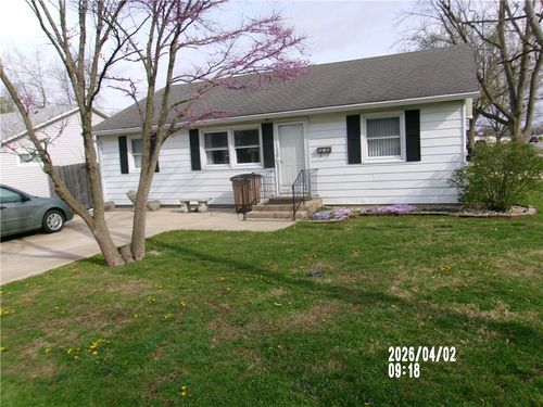 1819 Grant Avenue, Charleston, IL, 61920 | Card Image