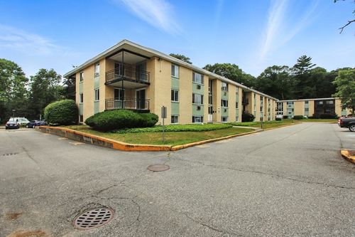 apt-2f-18 Nelson Dr, Randolph, MA, 02368-4078 | Card Image