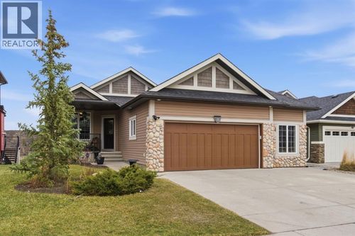 135 Jumping Pound Terr, Cochrane, AB, T4C0K6 | Card Image