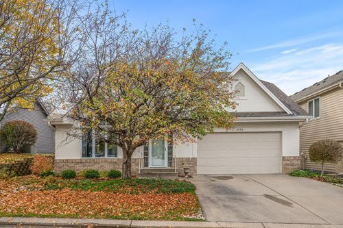 3056 Saint Albans Hollow Circle, Minnetonka, MN, 55305 | Card Image