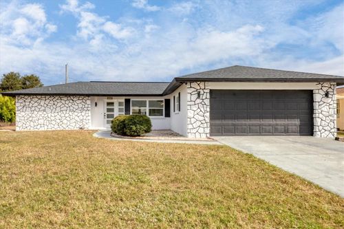 218 Alsace Ave, VENICE, FL, 34293-4001 | Card Image