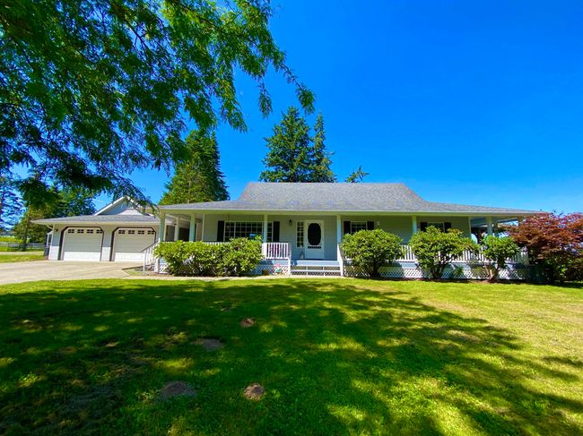3643 254 St, House other with 10 bedrooms, 7 bathrooms and 20 parking in Aldergrove BC | Image 6
