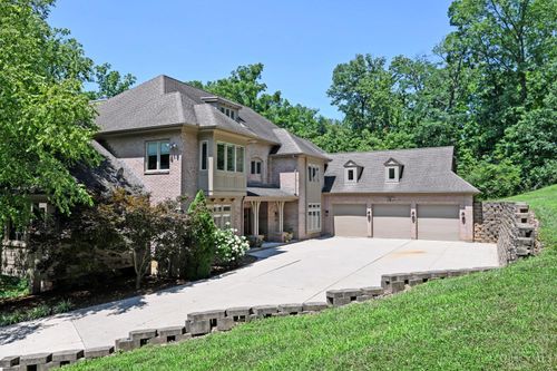 3662 Cooper Rd, Blue Ash, OH, 45241-3323 | Card Image