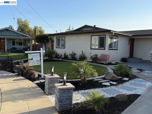 883 Brennan Way, Livermore, CA, 94550-4767 | Card Image