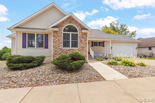 8315 Irish Mist, Onsted, MI, 49265-9308 | Card Image