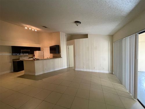 915-9999 Summerbreeze Dr, Sunrise, FL, 33322-5818 | Card Image