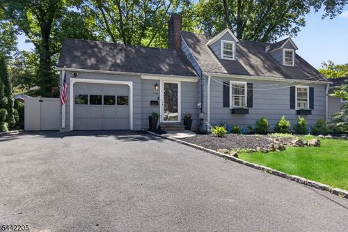 2160 Raritan Rd, Scotch Plains, NJ, 07076-4714 | Card Image