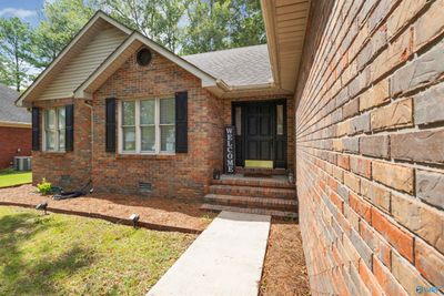 1903 Cumberland Avenue Sw, House other with 3 bedrooms, 2 bathrooms and null parking in Decatur AL | Image 2