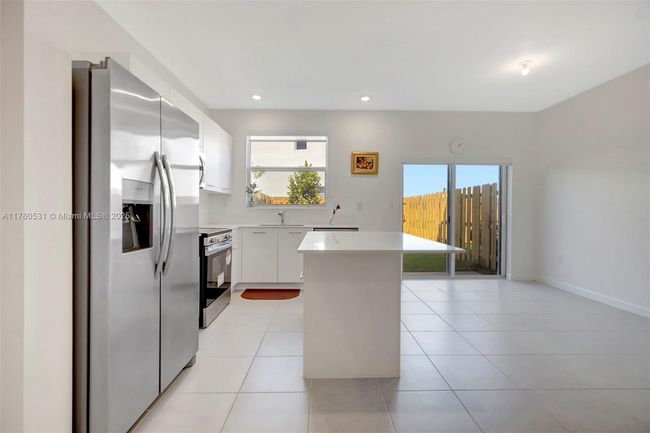 2455 Nw 119 Th Ter, Home with 3 bedrooms, 3 bathrooms and null parking in Miami FL | Image 8