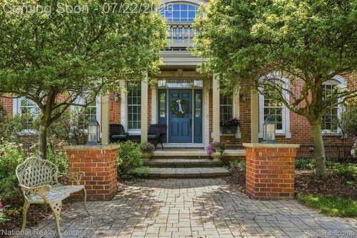 17477 Mystic Valley Ct, Northville, MI, 48168-6849 | Card Image