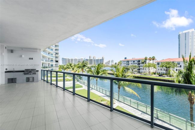 203 - 3250 Ne 188th St, Condo with 3 bedrooms, 4 bathrooms and null parking in Aventura FL | Image 20