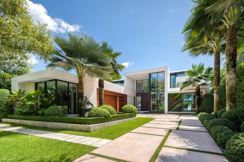 4550 Island Rd, Miami, FL, 33137-3369 | Card Image