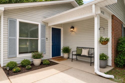 412 Oak Knoll Ln, Pensacola, FL, 32506-6080 | Card Image