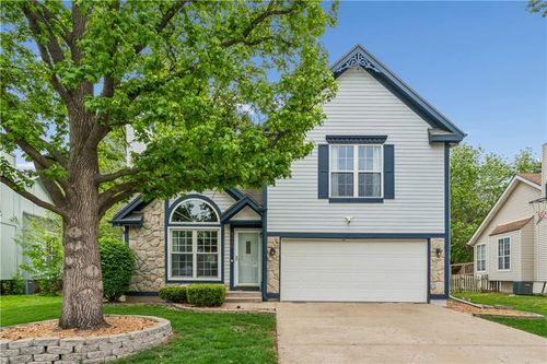 1440 N Lucy Montgomery Way, Olathe, KS, 66061-6706 | Card Image