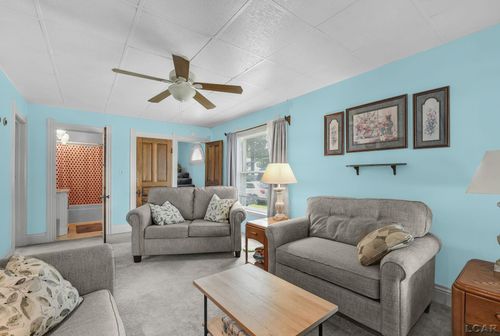 318 W Adrian St, Blissfield, MI, 49228-1205 | Card Image