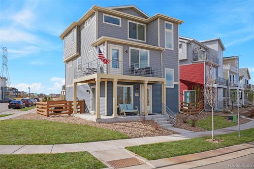 4726 Hannibal St, Denver, CO, 80239-5519 | Card Image
