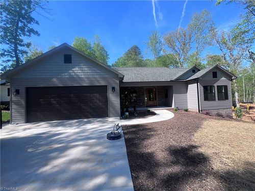 4874 Creeks Crossing Rd, Asheboro, NC, 27205-9660 | Card Image