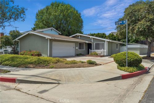 1033 Werbel Pl, San Pedro, CA, 90731-1165 | Card Image