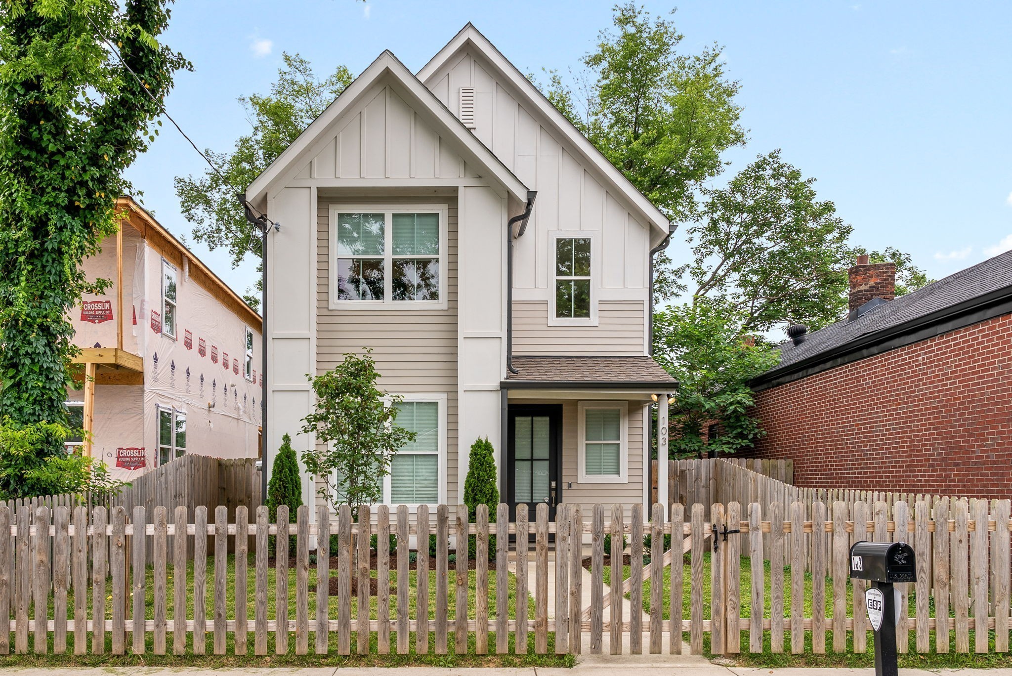 Lewis St, Nashville, TN 37210