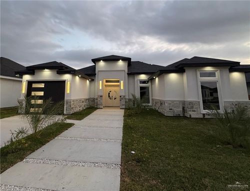 903 E 38th Street E, San Juan, TX, 78589 | Card Image