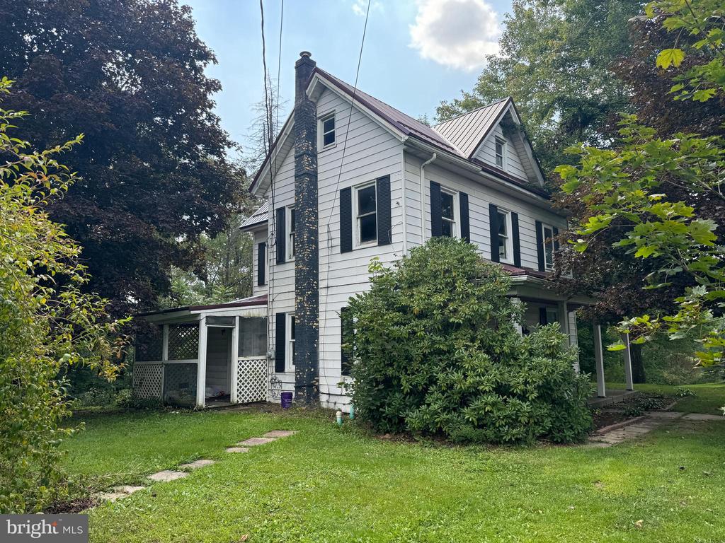 Scott Ln, Philipsburg, PA 16866