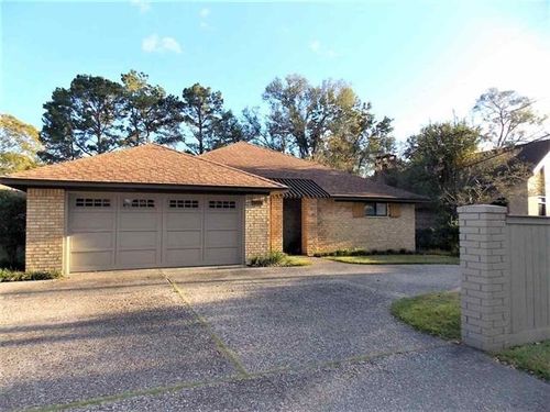 5691 Calder Ave, Beaumont, TX, 77706-6303 | Card Image